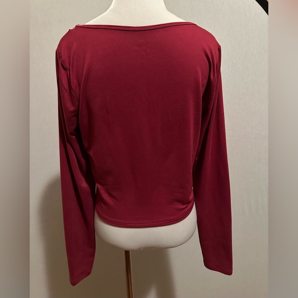 NEW NWT Hollister Long-Sleeve Basic Red Shirt - Picture 3 of 6